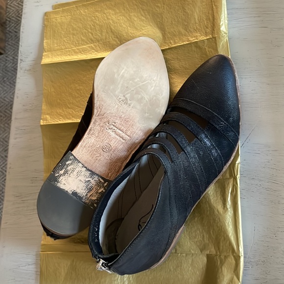 FREE PEOPLE BOOTIES - Picture 6 of 7